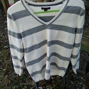 Women's Tommy Hilfiger sweater